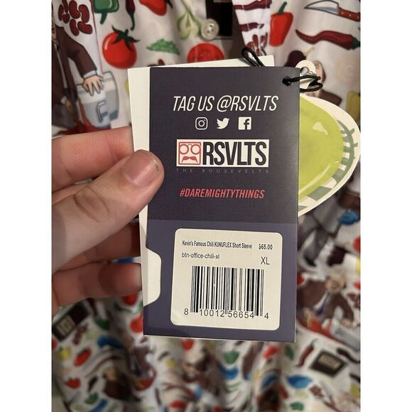 RSVLTS The Office Mens XL Kevin's Famous Chili KUNUFLEX Short Sleeve Button Up - Picture 2 of 6